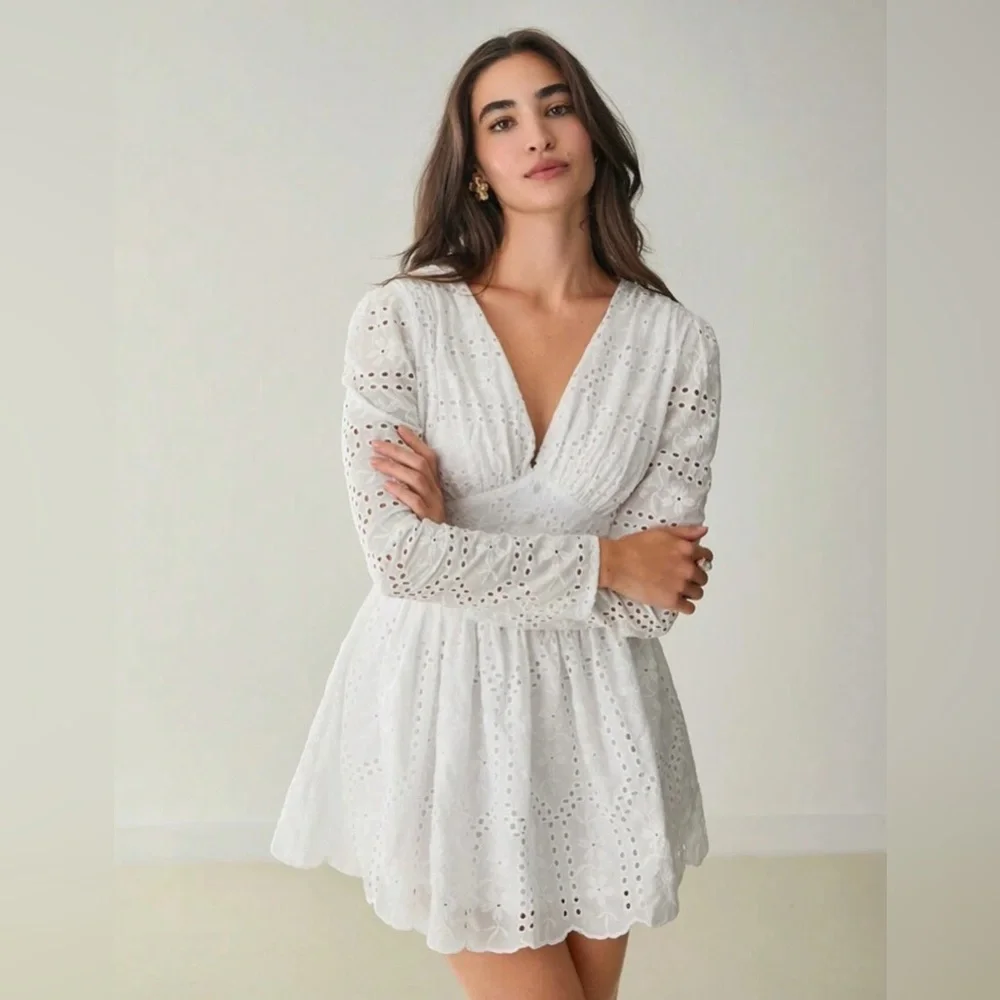 Never Worn Elegant White Eyelet Dress - Picture 4 of 14